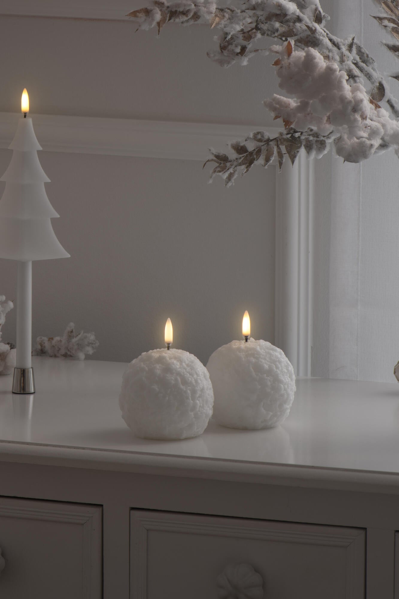 Snowball LED lys, Nordic White – Ø8 cm